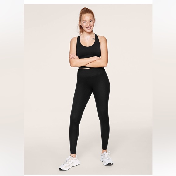 Victoria Secret black leggings Sz 6 - Picture 1 of 2